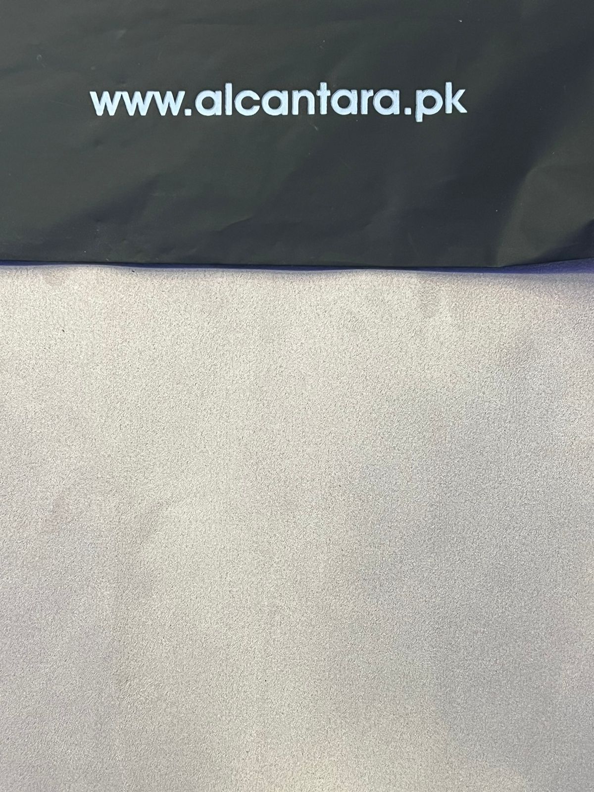 Alcantara Wrap