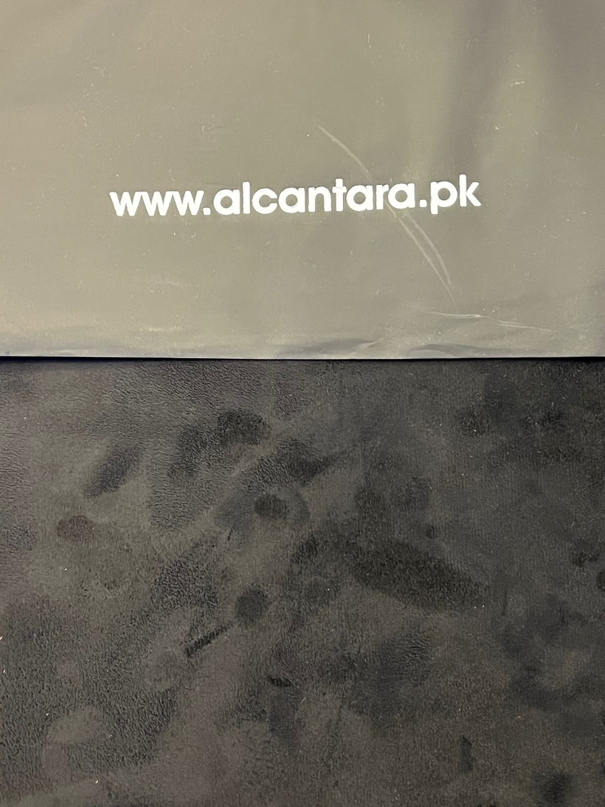Alcantara Wrap